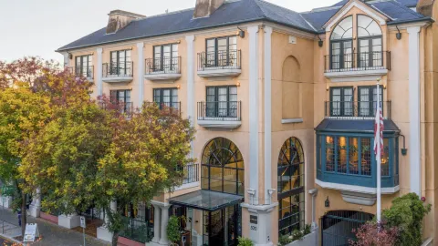 Hướng Dẫn Cách Trồng Rau Sạch Tại Nhà: Nâng Tầm Trải Nghiệm Làm Vườn Hữu Cơ Hướng Dẫn Cách Trồng Rau Sạch Tại Nhà: Nâng Tầm Trải Nghiệm Làm Vườn Hữu Cơ