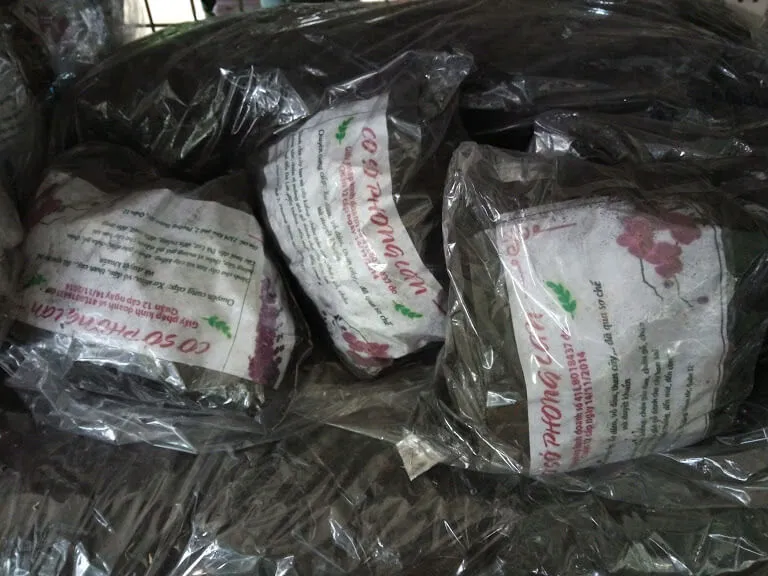 Than trồng lan đã qua xử lý, có kích thước phù hợp với chậu