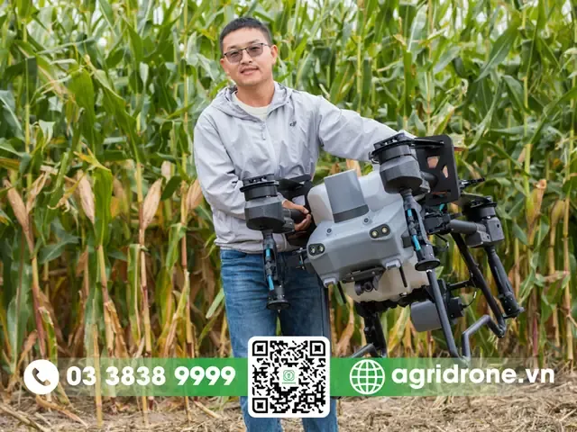 Bón Phân Cho Cây Cao Su Bằng Máy Bay Nông Nghiệp Công Nghệ Cao