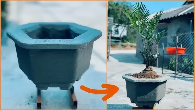 Hình ảnh minh họa quá trình trộn vật liệu để làm chậu xi măng trồng cây