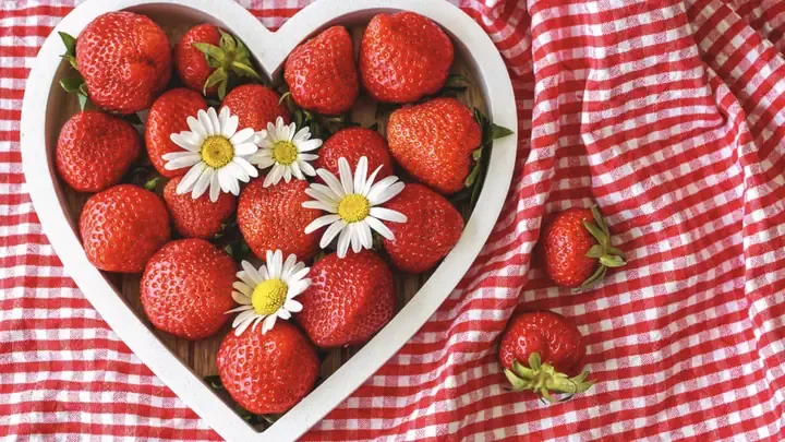 Phòng ngừa và xử lý các loại sâu bệnh hại dâu tây Hàn Quốc bằng phương pháp sinh học