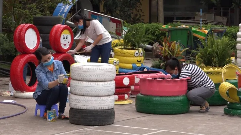 Sơn màu và trang trí lốp xe theo sở thích